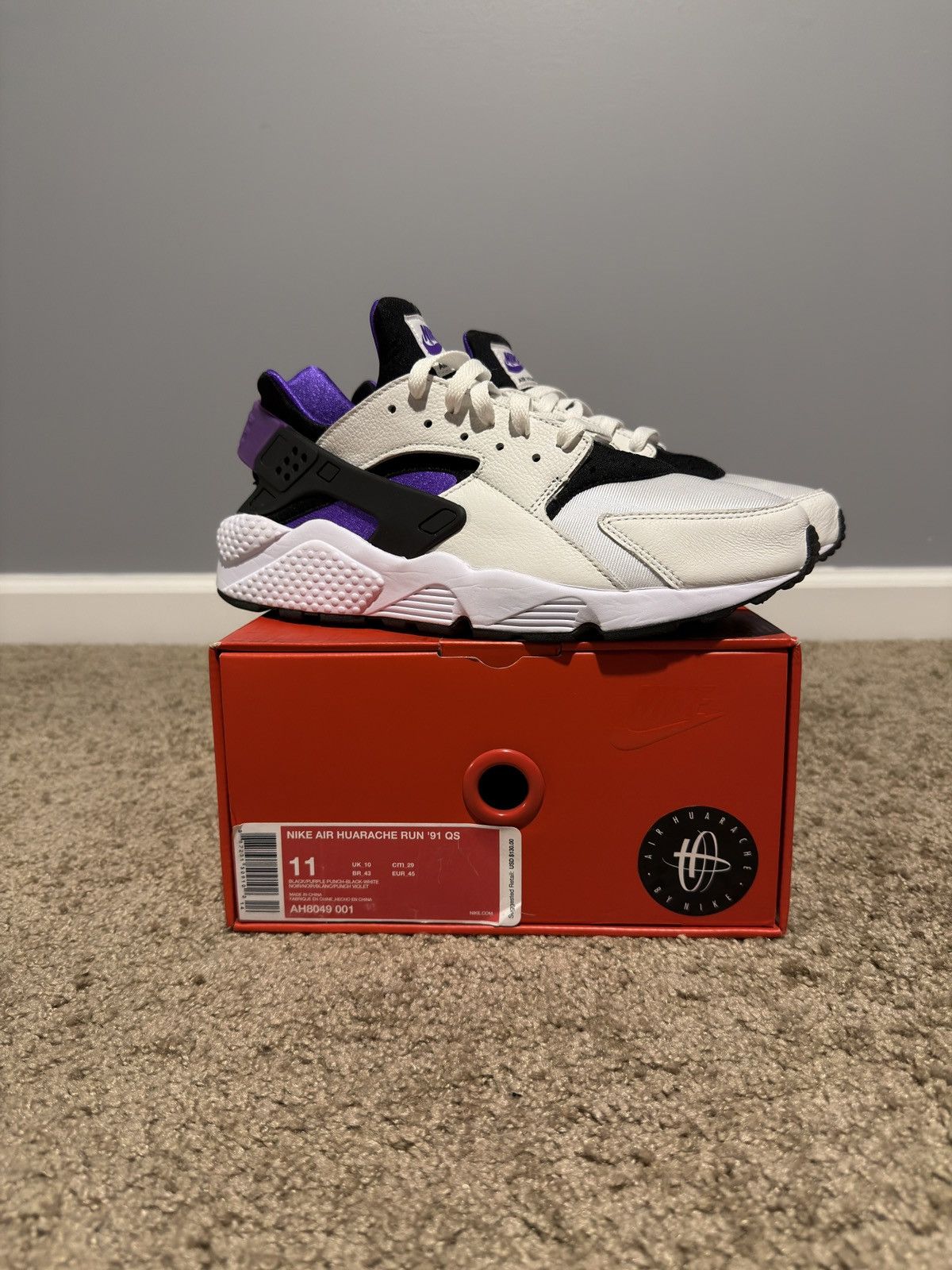 Nike 2018 Nike Air Huarache Run '91 "Purple Punch" Size US 11 / EU 44 - 1 Thumbnail