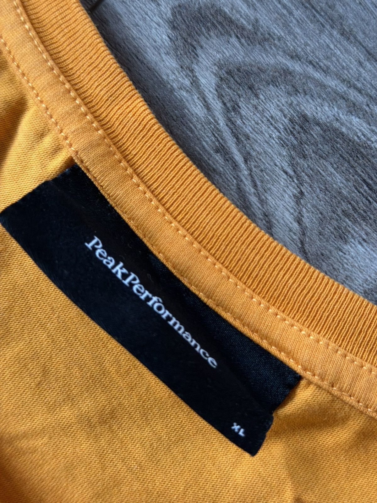 Peak Performance Peak Performance Mens Orig Tee Size US XL / EU 56 / 4 - 18 Thumbnail
