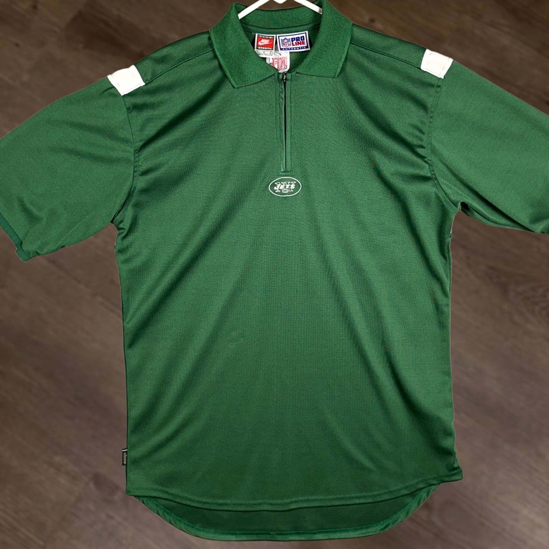 Nike VINTAGE New York Jets Nike Polo Shirt Mens Large NFL Pro Line Football Rugby EUC Size US L / EU 52-54 / 3 - 1 Thumbnail