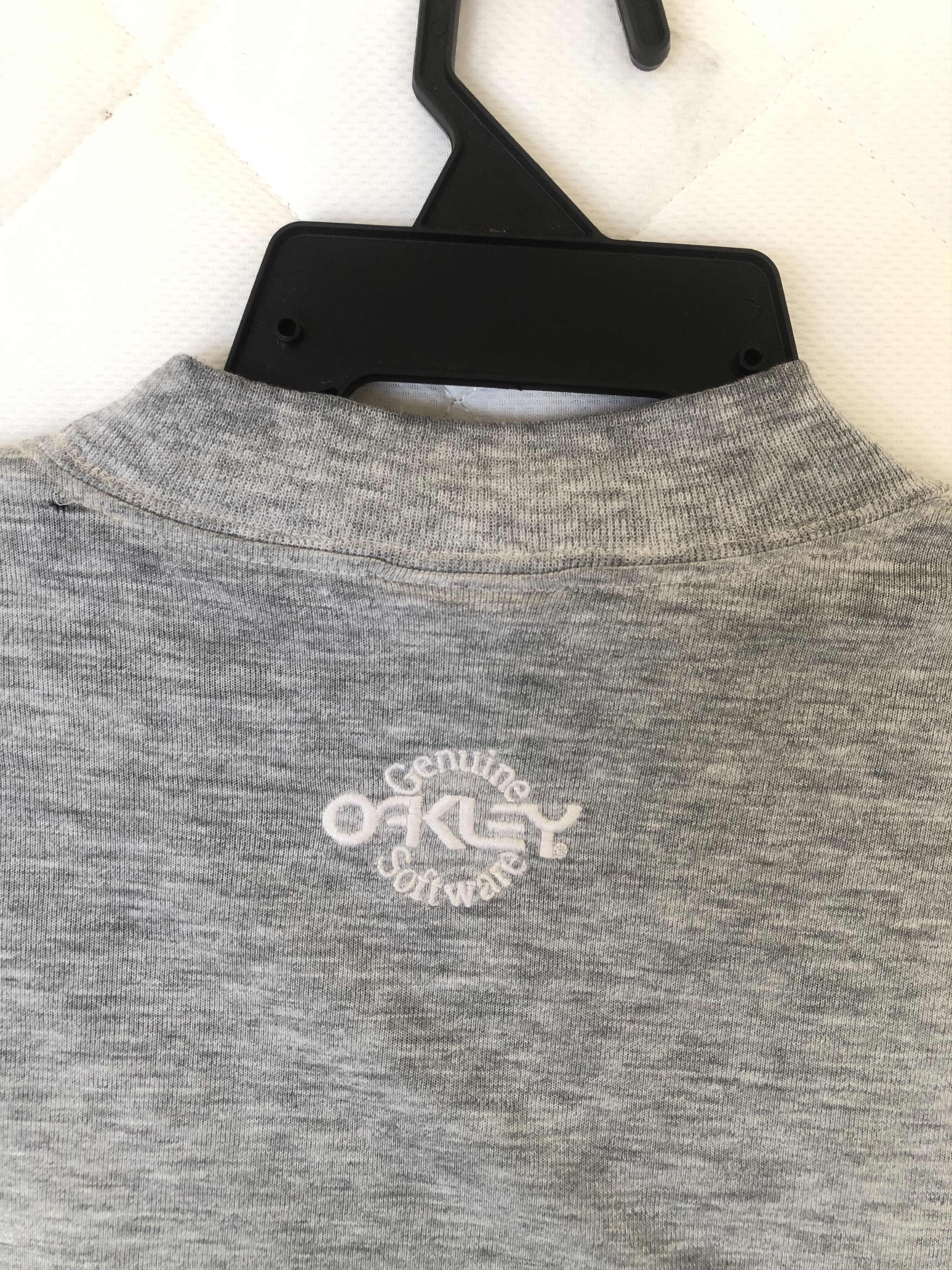 Oakley Vintage 90s OAKLEY embroidery Spellout Tee Size US L / EU 52-54 / 3 - 8 Thumbnail