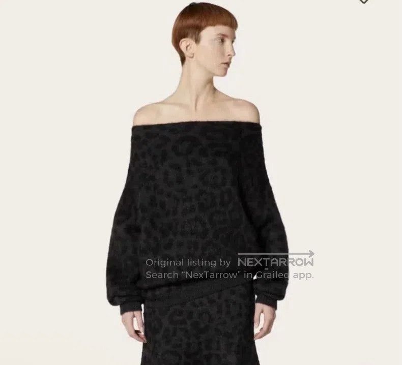 Valentino Valentino A one-shoulder sweater Size XS / US 0-2 / IT 36-38 - 1 Thumbnail
