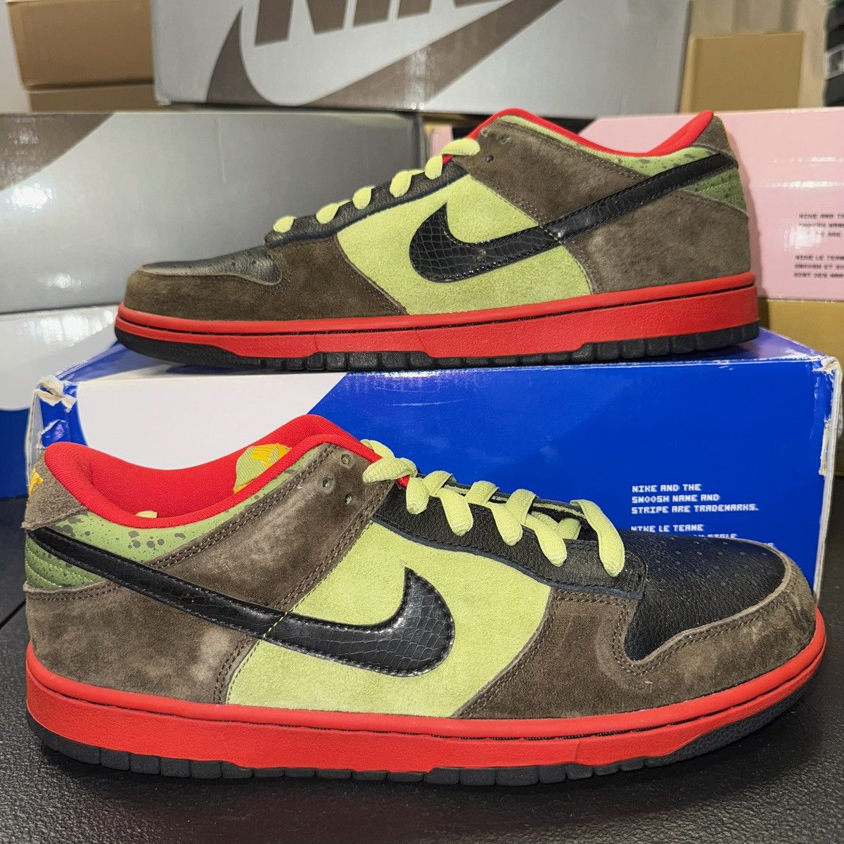 Nike Size 10.5 - Nike Dunk Premium SB Low Asparagus - 313170-302 Size US 10.5 / EU 43-44 - 1 Thumbnail