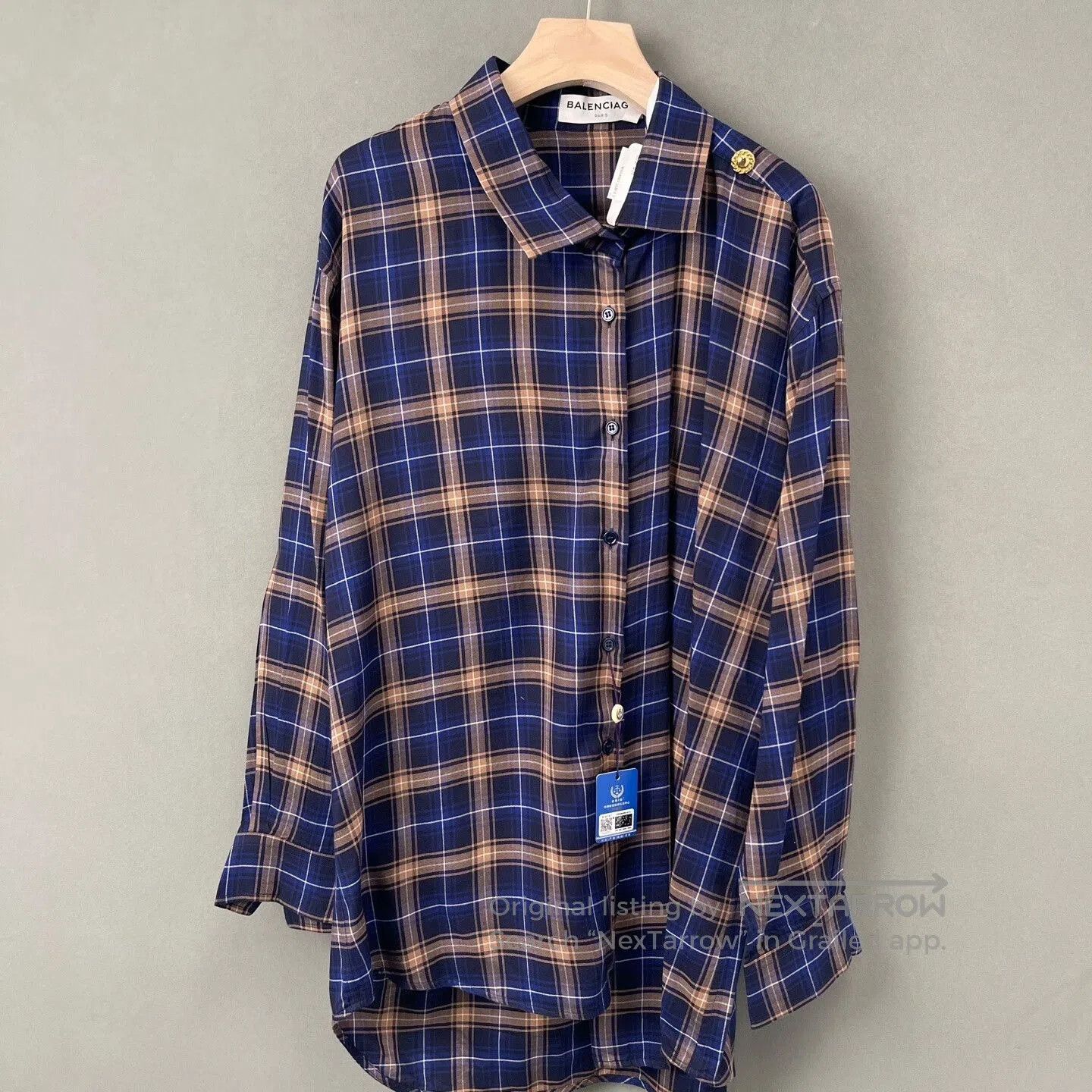 Balenciaga Balenciaga Classic Plaid Long Shirt. Size XS / US 0-2 / IT 36-38 - 1 Thumbnail