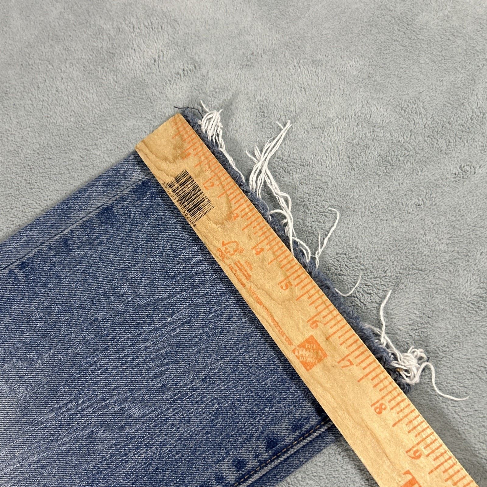 Levi's Levis Baggy Jhorts Shorts Women 34x23 Thrashed Raw Hem Capri Size 34" / US 12 / IT 48 - 13 Thumbnail