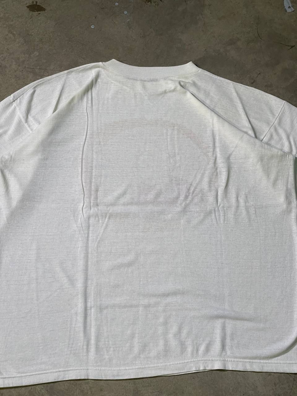 Vintage 90s Vintage "Tintin & Milu" Cream Single Stitch Tshirt Size US L / EU 52-54 / 3 - 9 Thumbnail