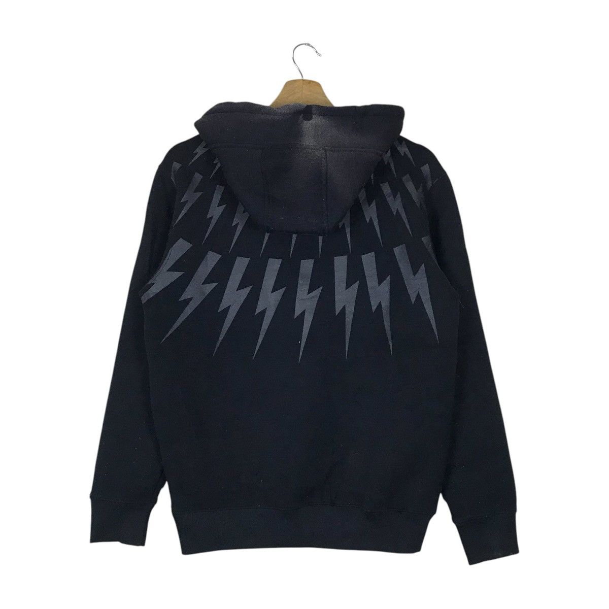 Neil Barrett Vintage Neil Barett Pullover Jumper Hoodies Size US S / EU 44-46 / 1 - 4 Thumbnail