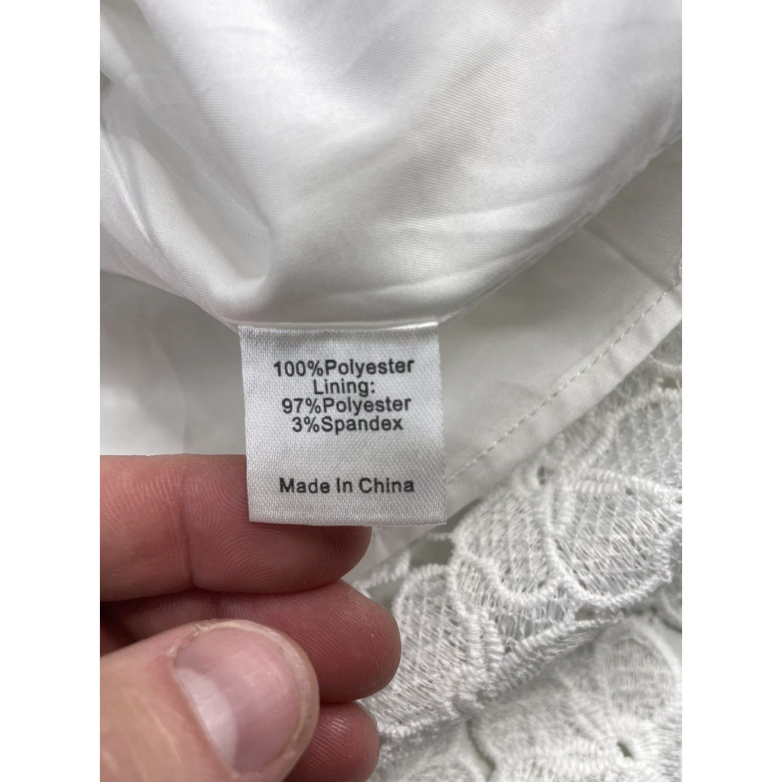 Vintage **Tuckernuck Women's White Lace Midi Dress Medium V-Neck Floral NEW** User: Tuckernuck Women's White Lace Midi Dress Medium V-Neck Floral NEW Size M / US 6-8 / IT 42-44 - 4 Thumbnail