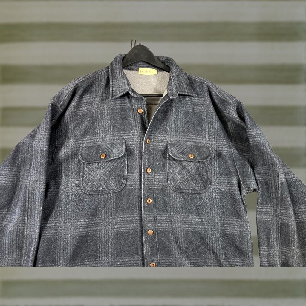 J.Crew J.CREW Button-Up Shirt Mens XL Gray Plaid Fleece Long Sleeve Pockets Outdoor Size US XL / EU 56 / 4 - 1 Thumbnail