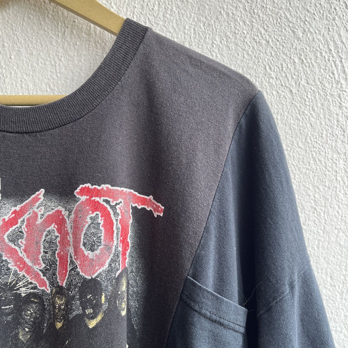 Slipknot VINTAGE CUSTOM SLIPKNOT TOUR 2005 FRONT BACK PRINTED TSHIRT Size US XL / EU 56 / 4 - 5 Thumbnail