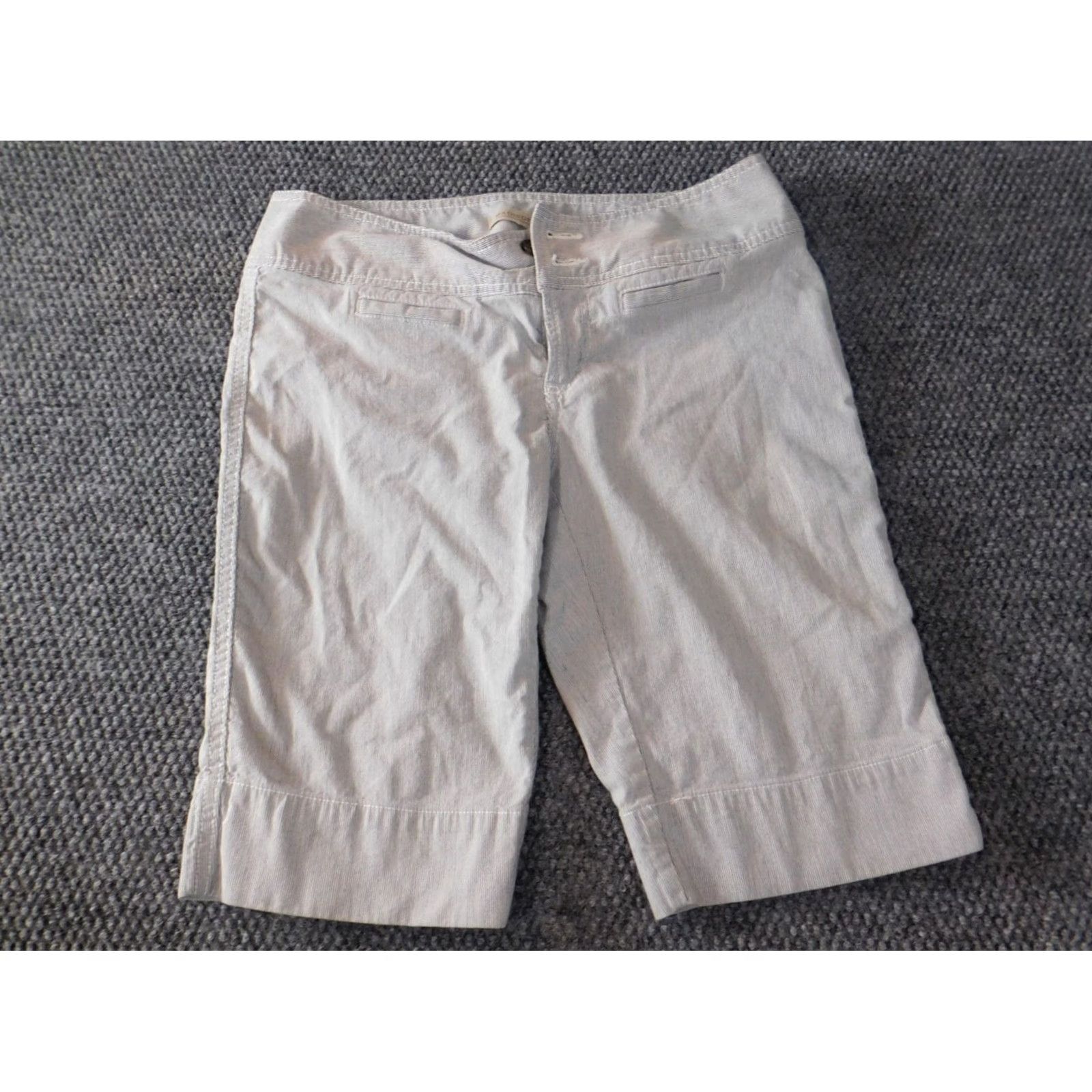 Madison Madison Womens Shorts 4 Gray Striped Classic Stretch Button Size 28" / US 6 / IT 42 - 3 Thumbnail