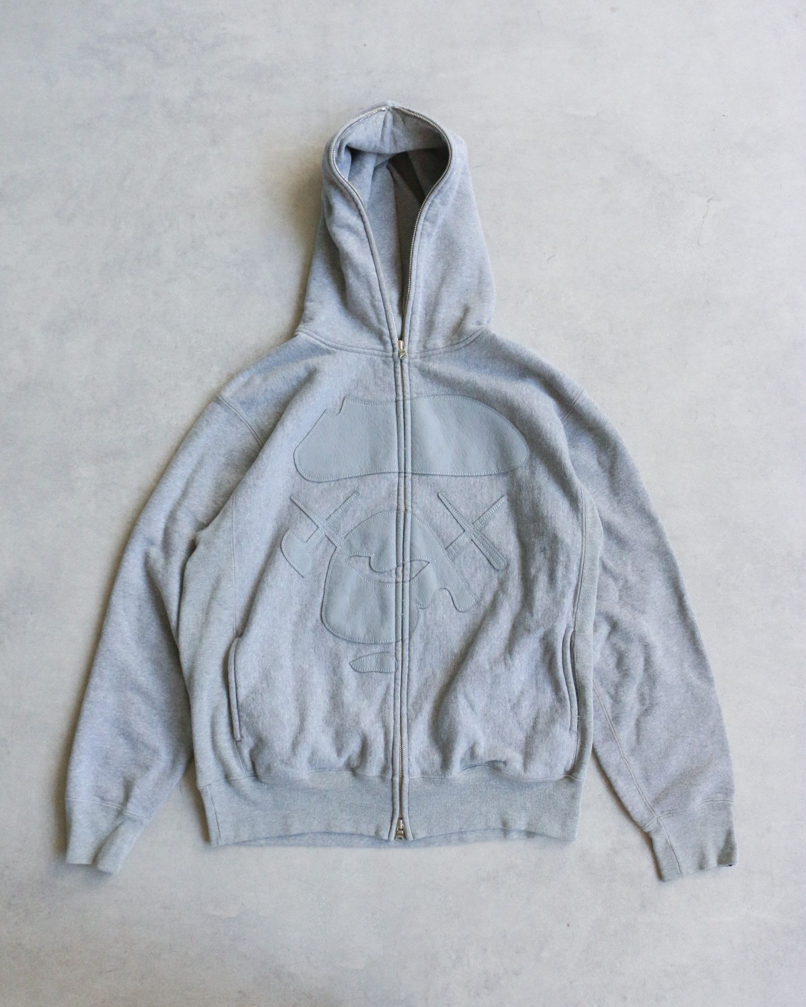 Bape BAPE Kaws Tonal Logo Zip Up Hoodie Grey Size US M / EU 48-50 / 2 - 1 Thumbnail