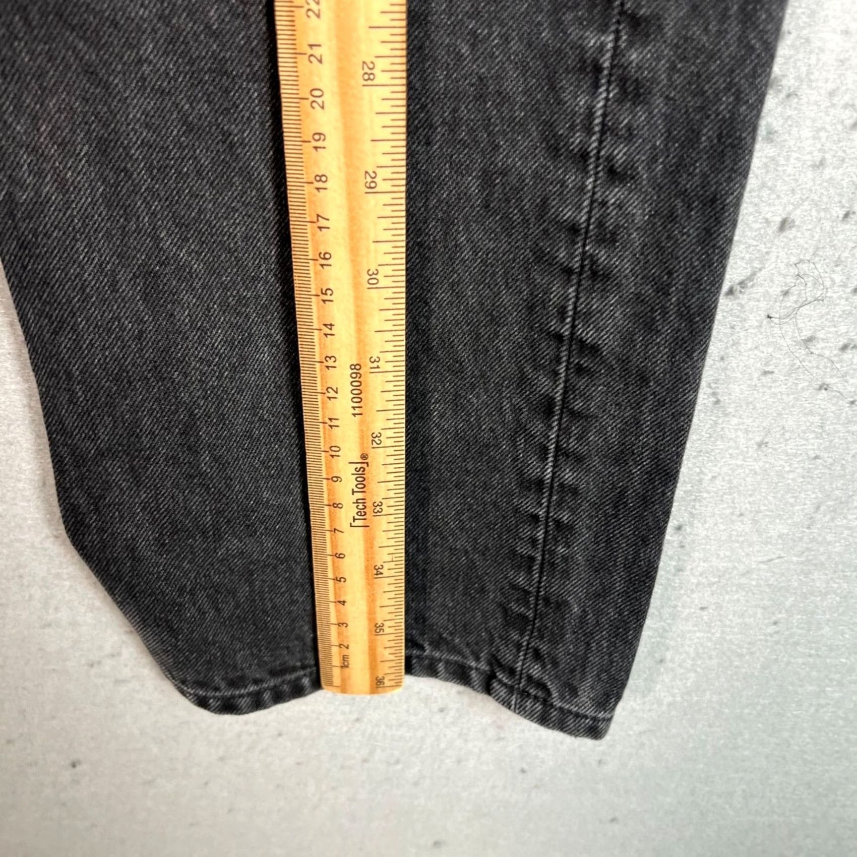 Calvin Klein Calvin Klein Jeans Womens Size 27 x 28 Straight Denim Pants Black 5-Pocket Regular Inseam 28in Size 27" / US 4 / IT 40 - 7 Thumbnail