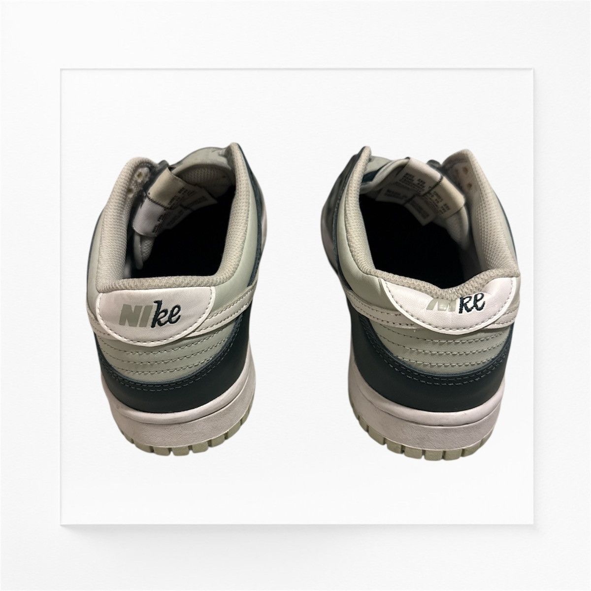 Nike Nike Dunk Low GS Youth 7 Size US 7 / EU 40 - 3 Thumbnail