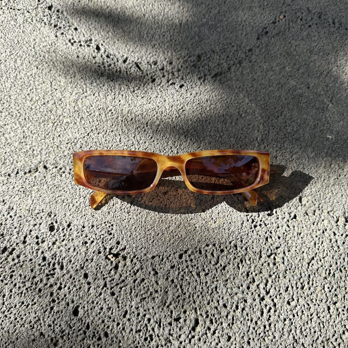 Other Y2K Unisex Sunglasses Retro Fashion Shades QZ909-9070-02 Size ONE SIZE - 1 Thumbnail