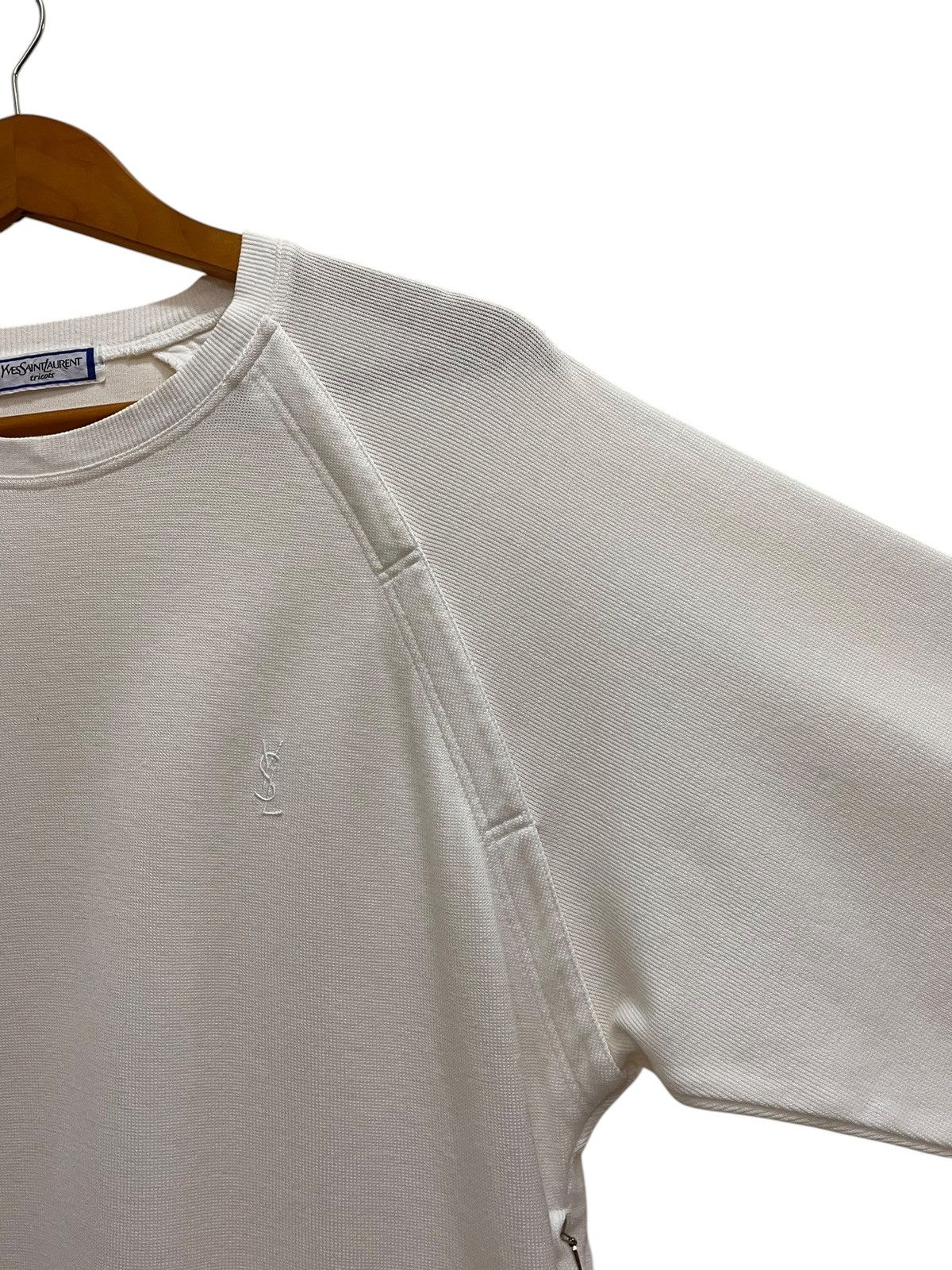 Yves Saint Laurent Yves Saint Laurent Sweatshirt Size US L / EU 52-54 / 3 - 13 Thumbnail