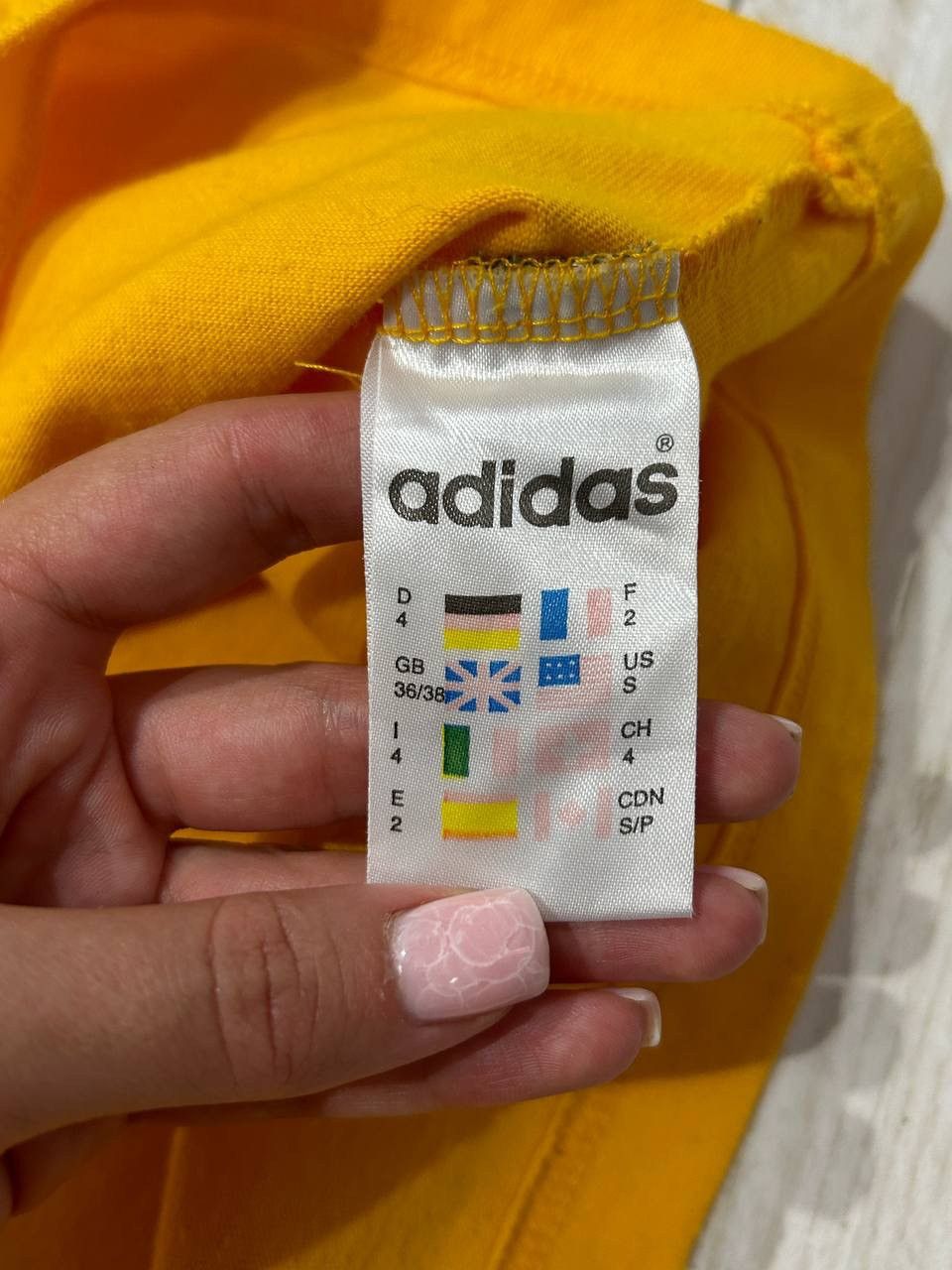 Adidas Vintage Adidas Lamps 90s T-Shirt Size US S / EU 44-46 / 1 - 8 Thumbnail