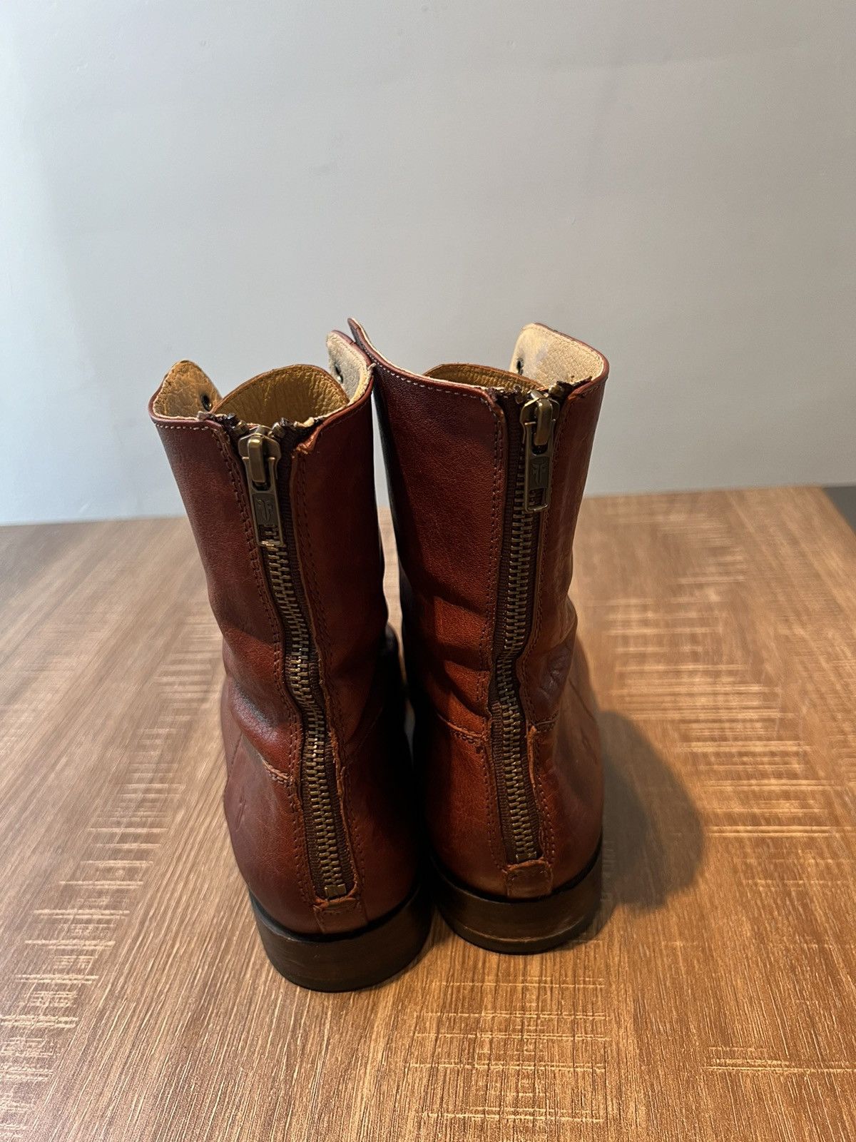 Frye Frye Boots Womens 8 B 3476216 Brown Leather Zip Back Size US 8 / IT 38 - 4 Thumbnail