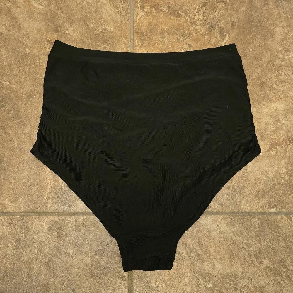 Designer Black Scrunch Front High Bikini Bottoms Size ONE SIZE - 2 Thumbnail