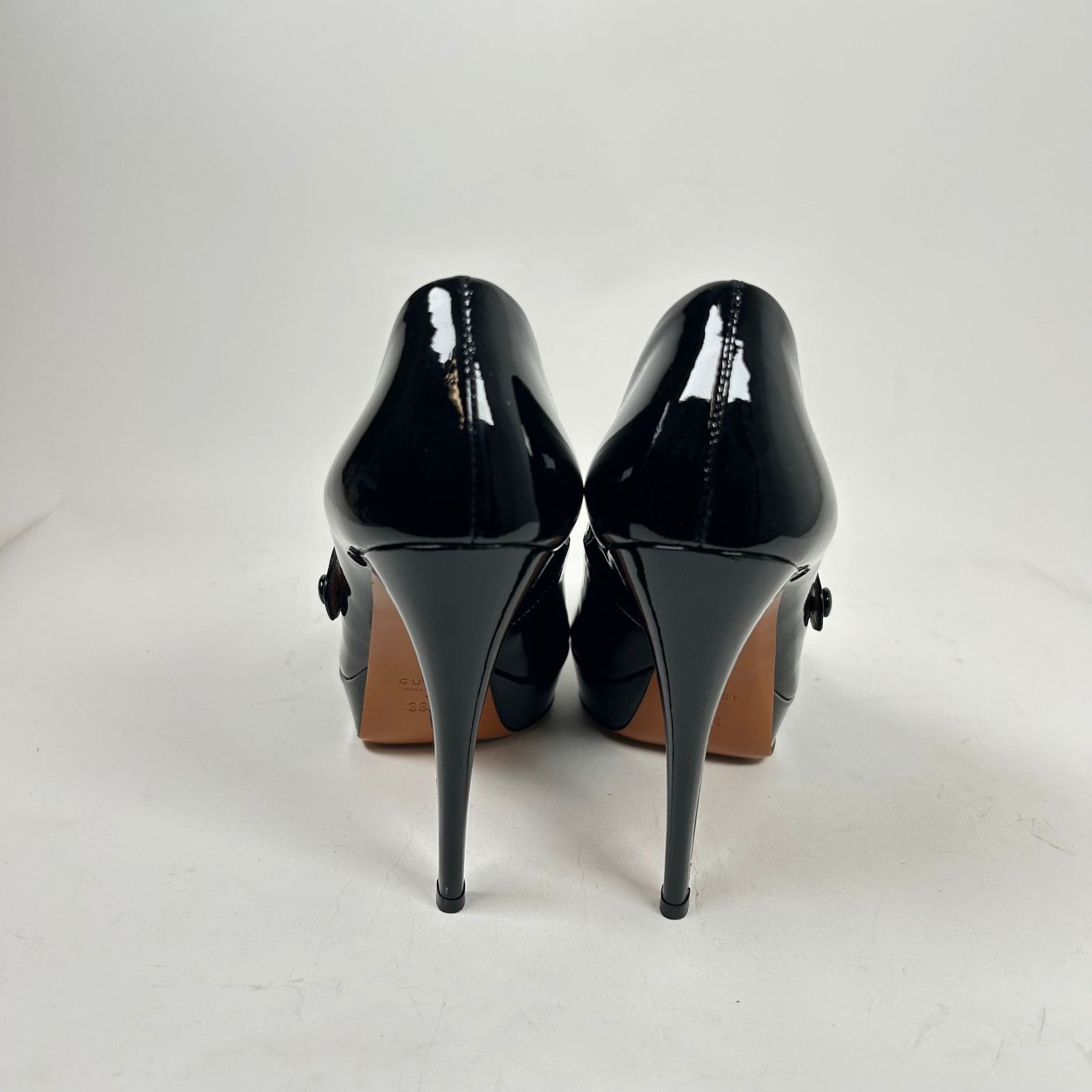 Gucci Gucci Black Patent Leather Mary Janes Size 36.5 Size US 6.5 / IT 36.5 - 3 Thumbnail
