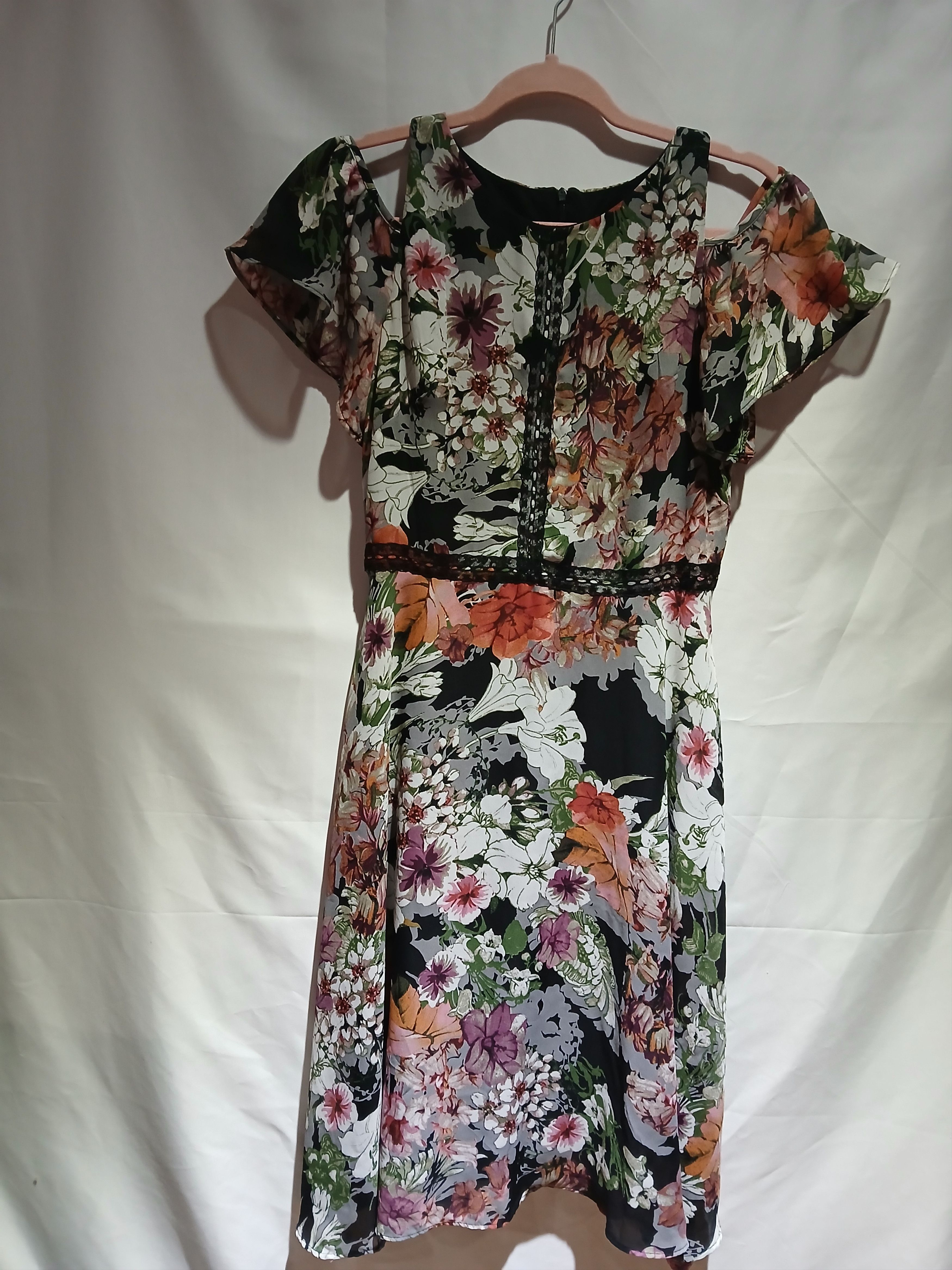 Other Gaby skye off shoulder floral dress size 8 Size M / US 6-8 / IT 42-44 - 1 Thumbnail