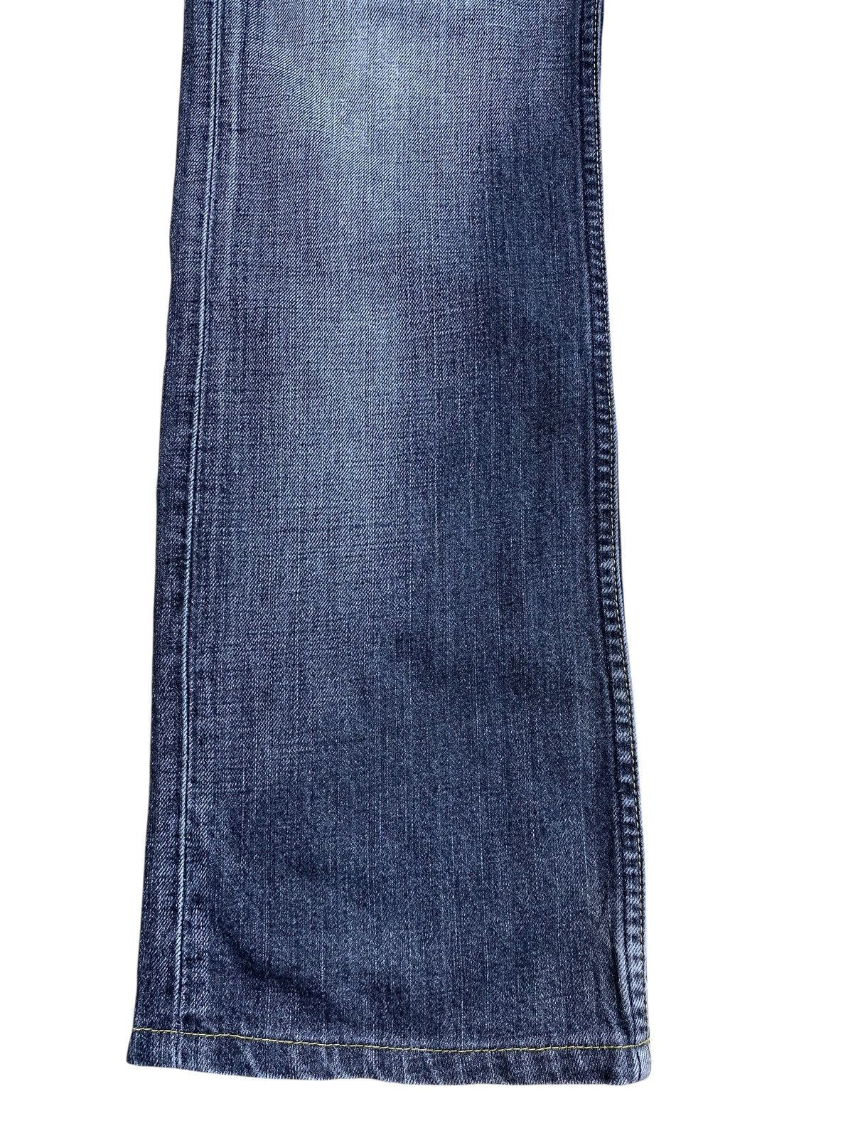 Levi's Levi’s Faded Wash Whiskers Style Flare Jeans Size US 30 / EU 46 - 5 Thumbnail