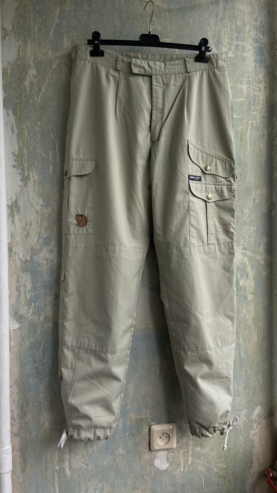 Fjallraven × Goretex FJALLRAVEN Beige Gore-Tex Winter Vintage Pant Size 50 Size US 34 / EU 50 - 2 Thumbnail