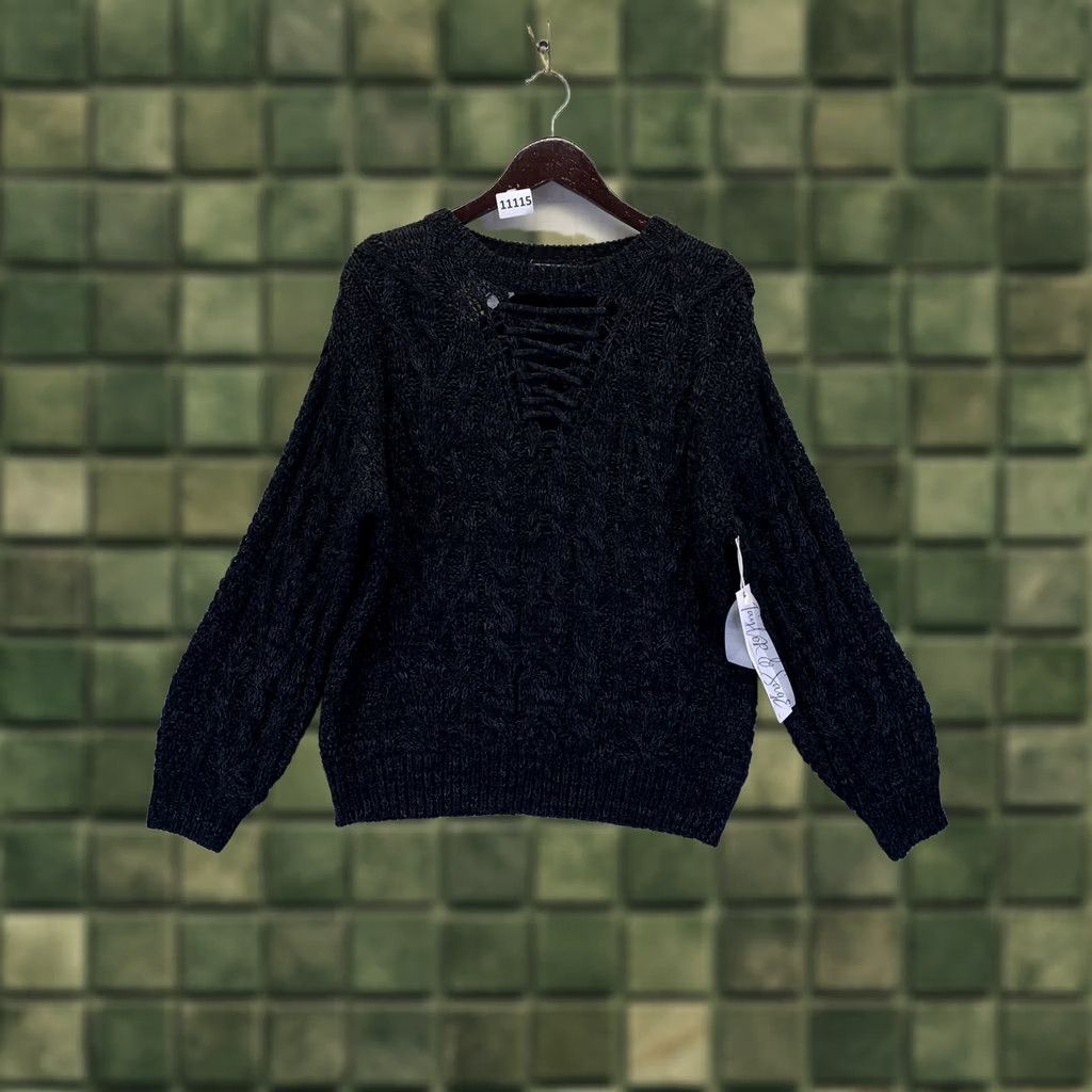 Vintage Taylor & Sage Marled Black Lace Up Chest Cable Knit Womens Medium Sweater NWT- Size M / US 6-8 / IT 42-44 - 1 Thumbnail