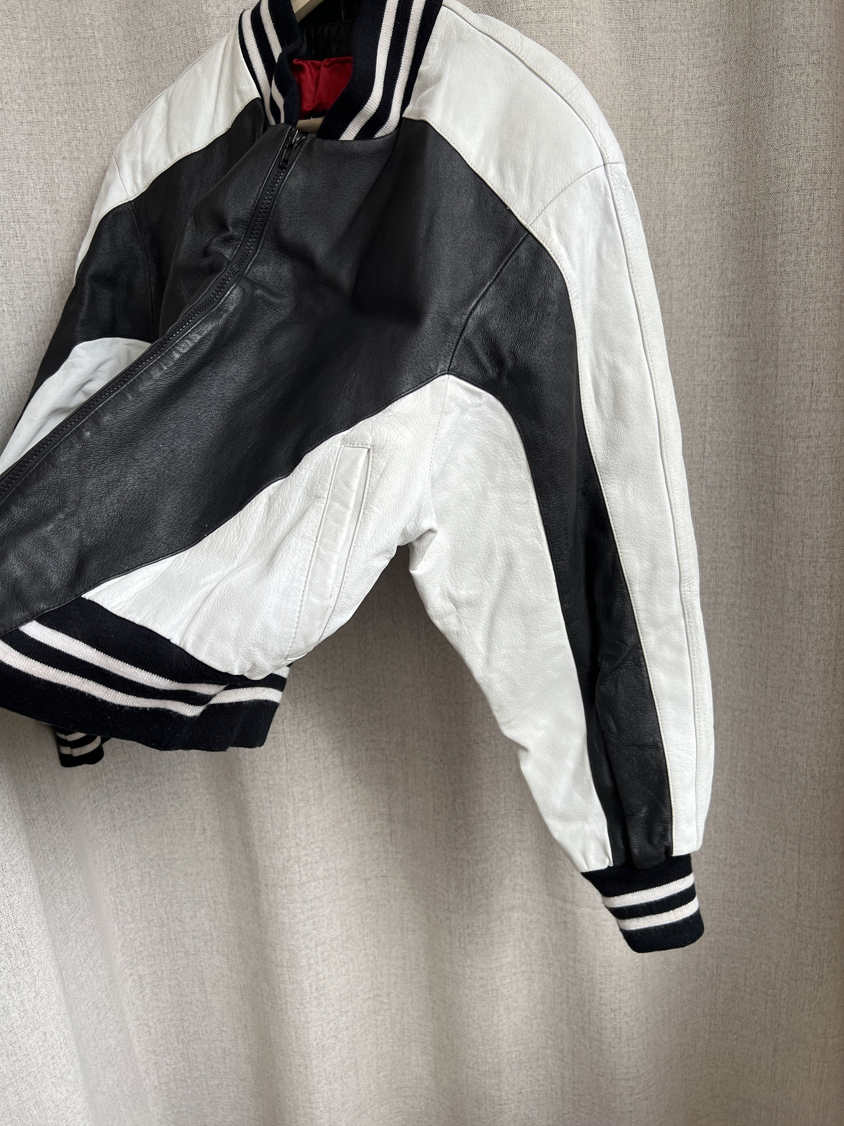Japanese Brand Vintage Avant Garde Leather Bomber Moto Jacket Korea Size US S / EU 44-46 / 1 - 10 Thumbnail