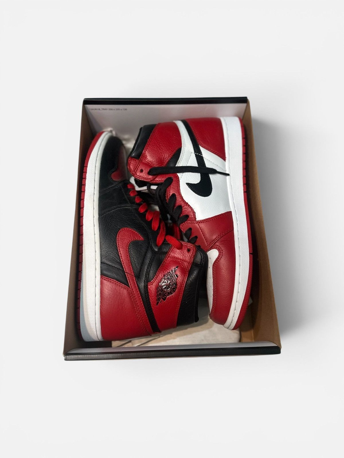 Jordan Brand Jordan 1 ‘Homage to Home’ Size US 11.5 / EU 44-45 - 1 Thumbnail