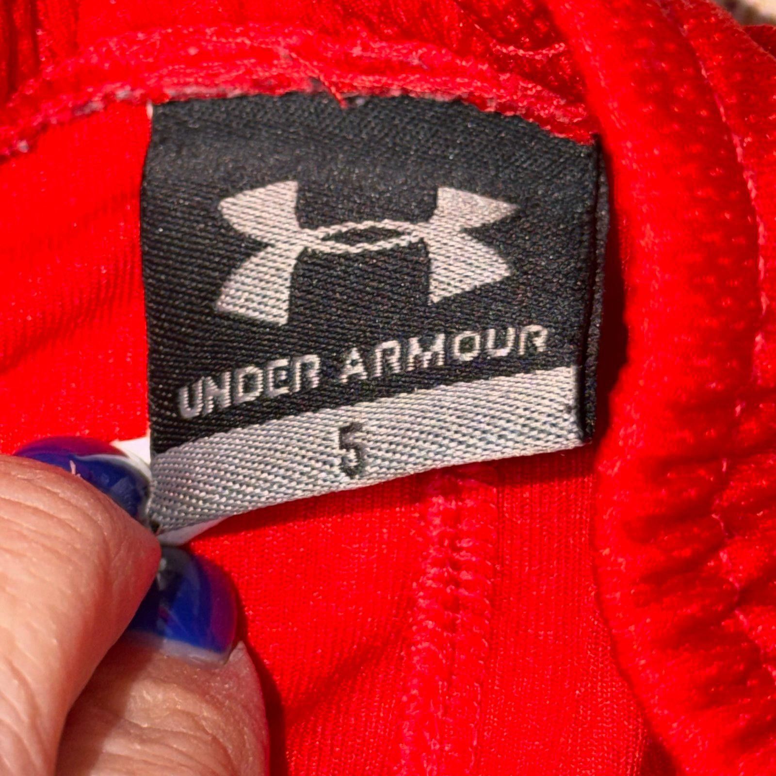 Under Armour Under Armour Boys Size 5 Red Athletic Shorts Size US 26 / EU 42 - 3 Thumbnail