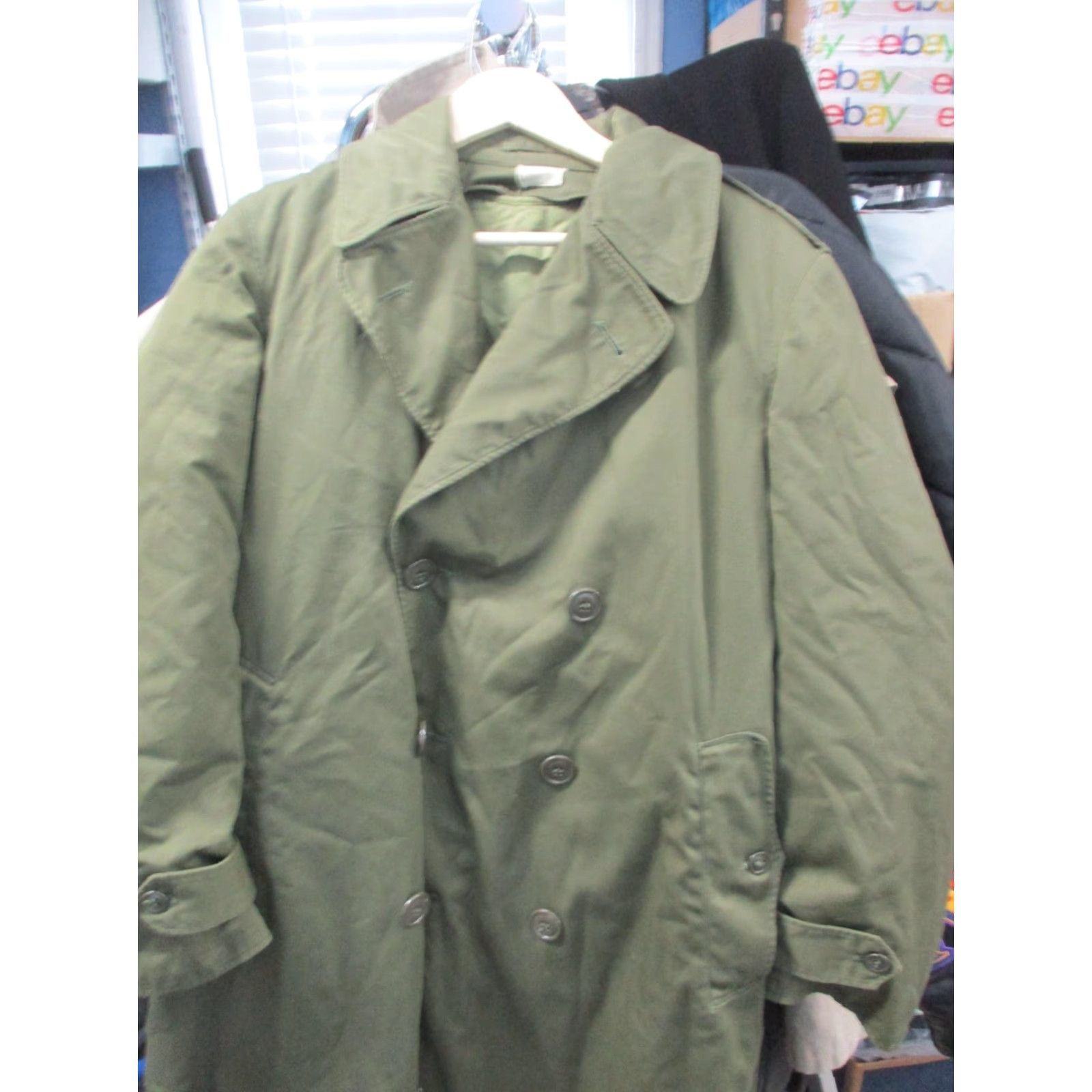 Vintage VINTAGE U.S. Army Overcoat Mens Small Regular Green Belted Liner Removable Liner Cotton Blend Pockets Epaulets Buckle 50/50 Coat Size US S / EU 44-46 / 1 - 8 Thumbnail