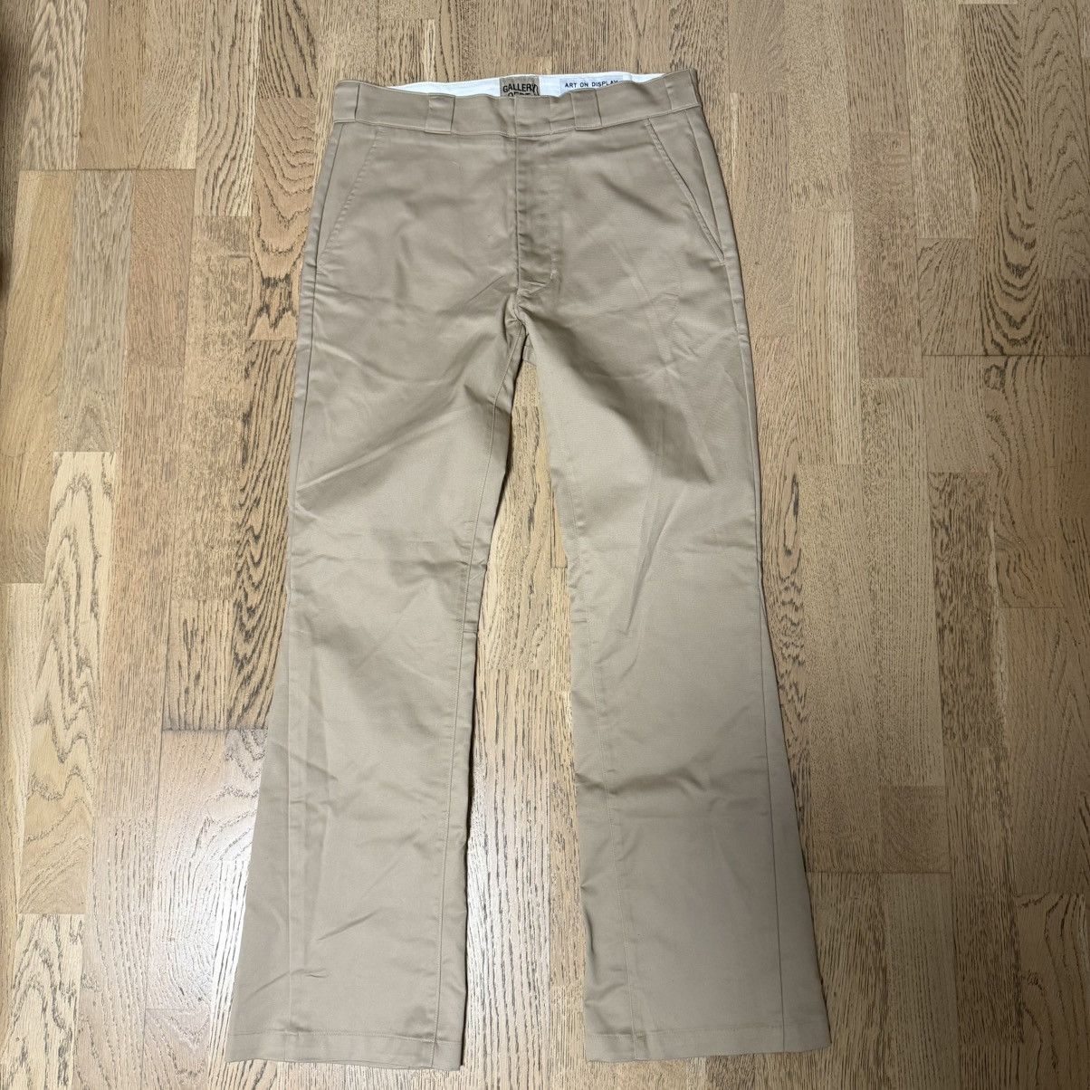Gallery Dept. Gallery dept chino flare Size US 32 / EU 48 - 1 Thumbnail
