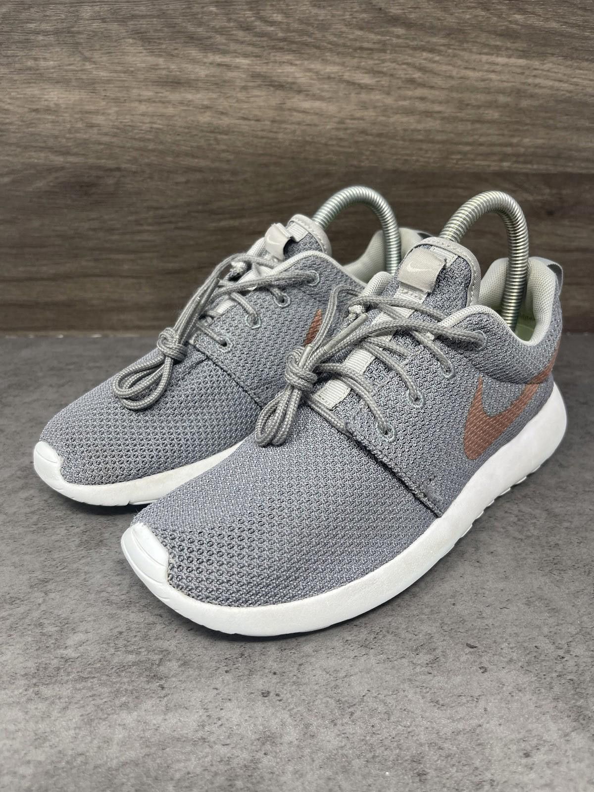 Nike Nike Roshe One Running Shoes Womens Size 6 Grey NikeID Size US 6 / IT 36 - 2 Thumbnail