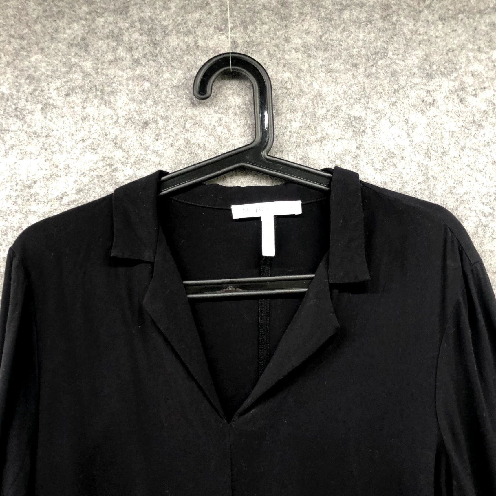 BCBGeneration BCBGeneration Tie Front Top Womens M Black Roll Tab Sleeve Collared Split Neck Blouse Size M / US 6-8 / IT 42-44 - 3 Thumbnail