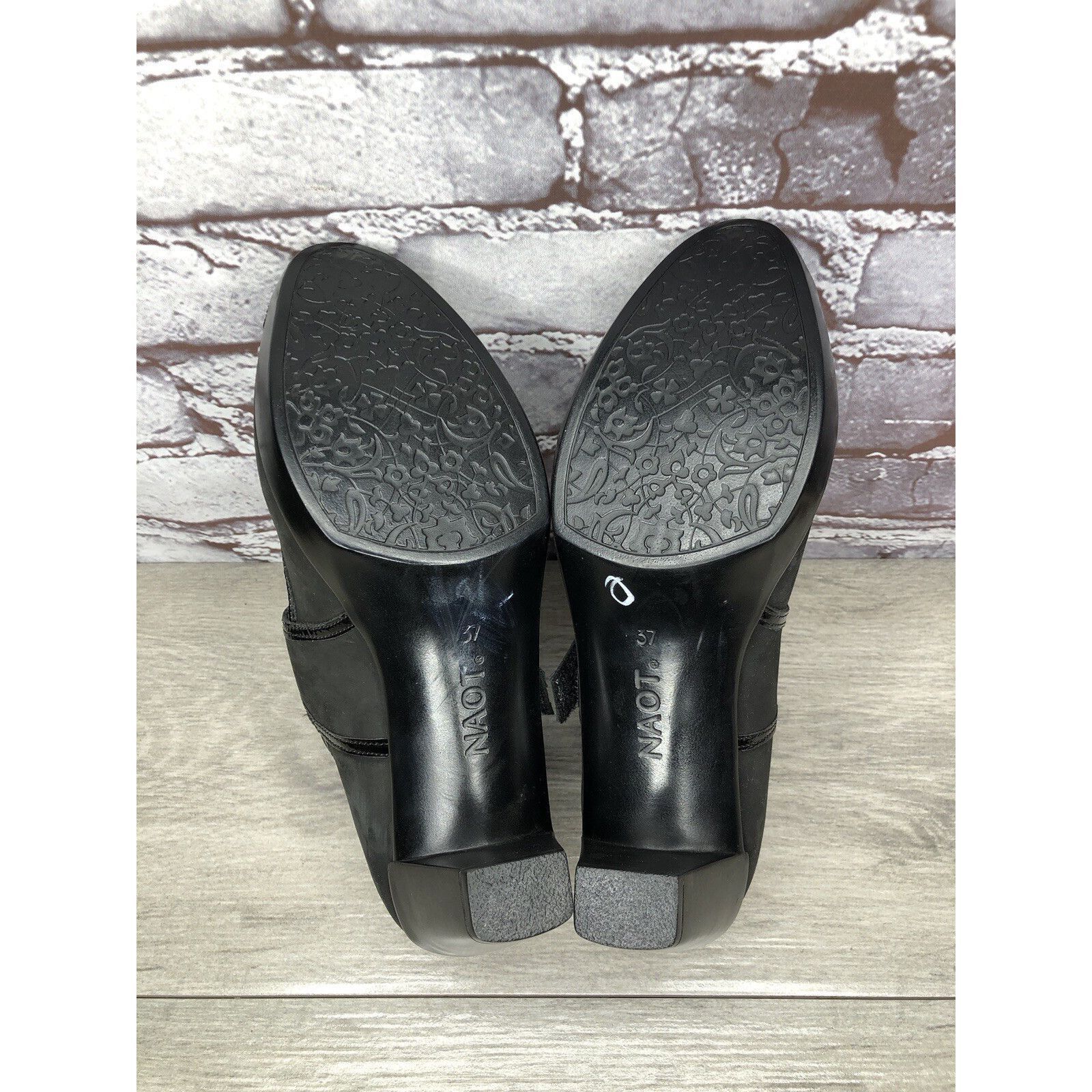 Other Naot Black Nubuck Leather MaryJane Heel Shoes Women Sz 37EU Size US 6.5 / IT 36.5 - 19 Thumbnail