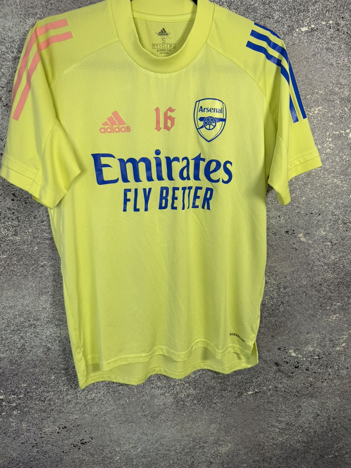 Adidas × Vintage Vintage Arsenal 2020 Adidas Pre match Jersey Blokcore S sz Size US S / EU 44-46 / 1 - 4 Thumbnail