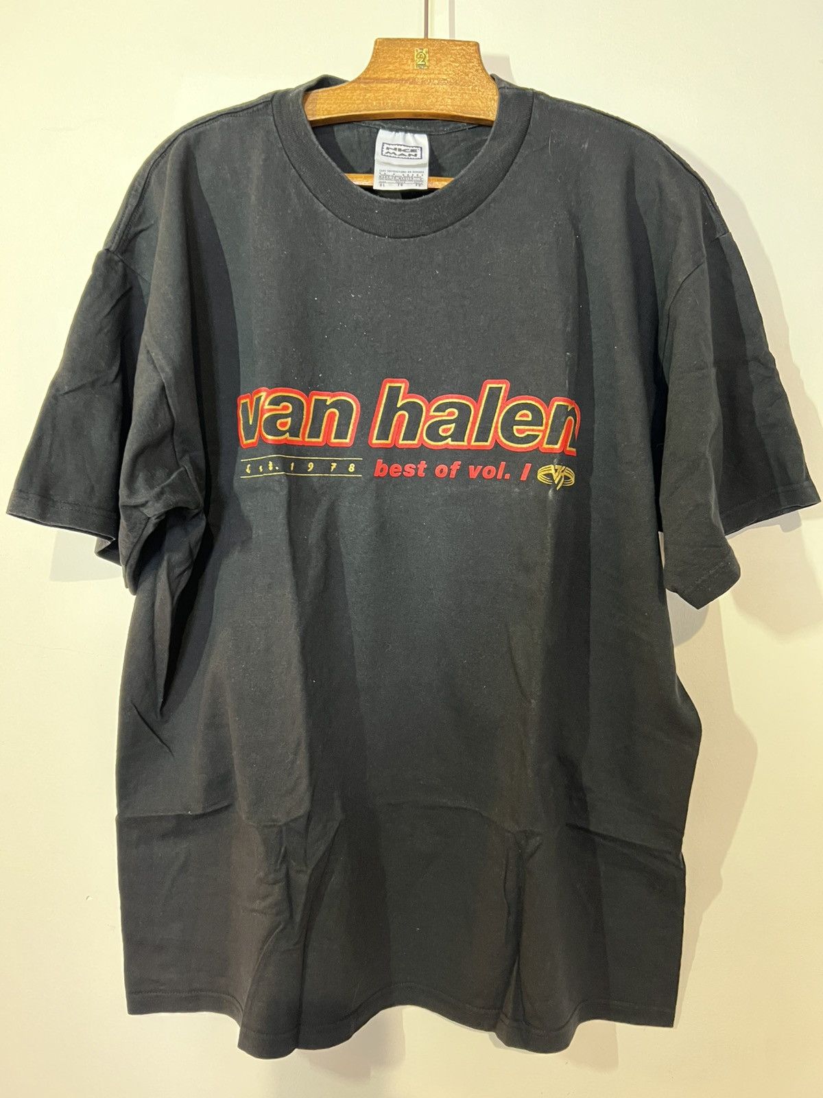 Band Tees Van Halen vintage shirt rare 90s Size US XL / EU 56 / 4 - 1 Thumbnail