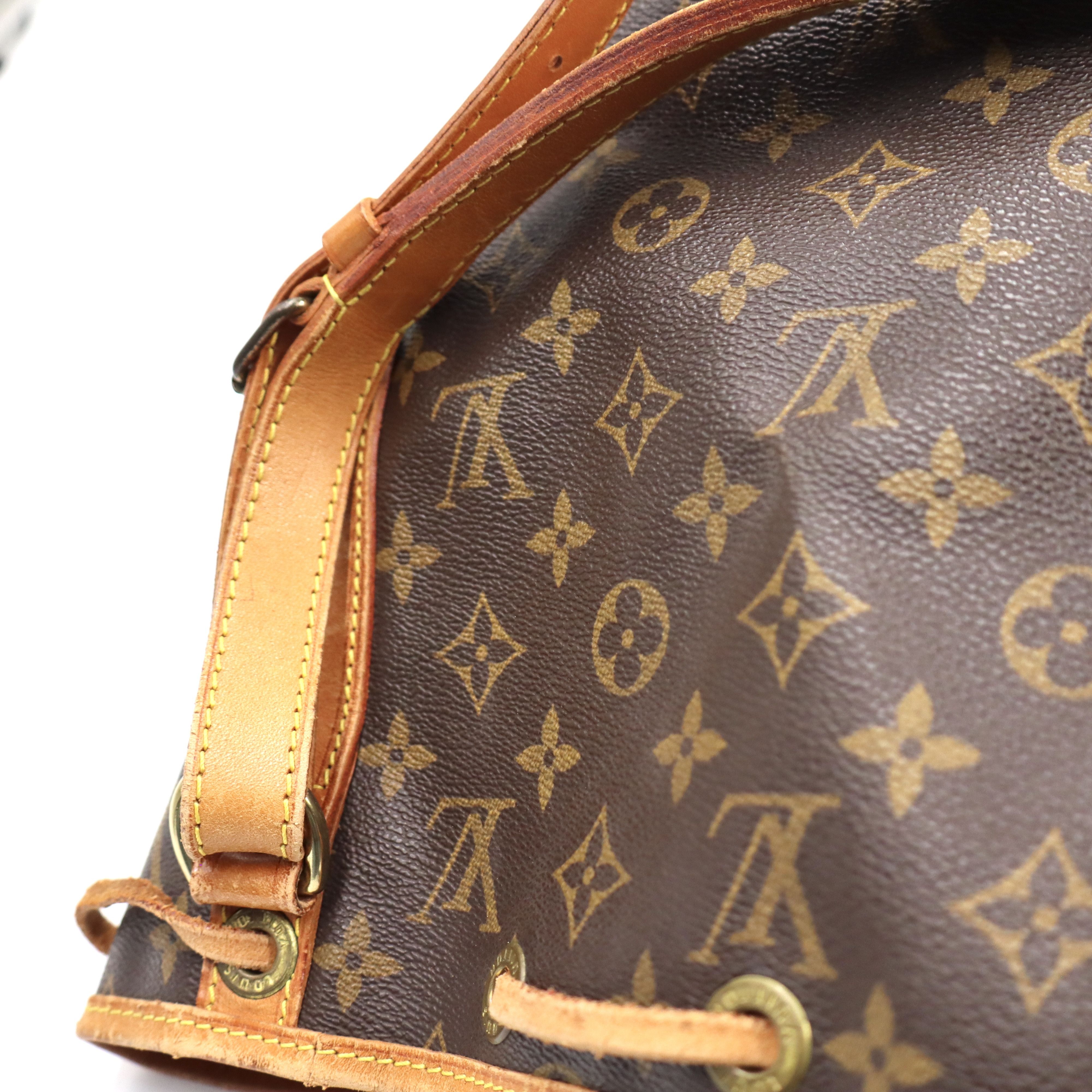 Louis Vuitton Louis Vuitton Sac Noé Petit Monogram - 488 Size ONE SIZE - 13 Thumbnail