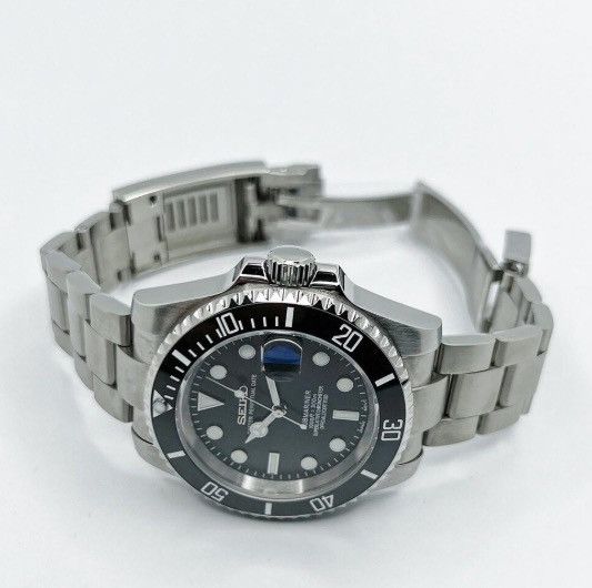 Japanese Brand Seiko Mod Submariner Date Black Dial Oyster Steel Gold Watch Size ONE SIZE - 3 Thumbnail