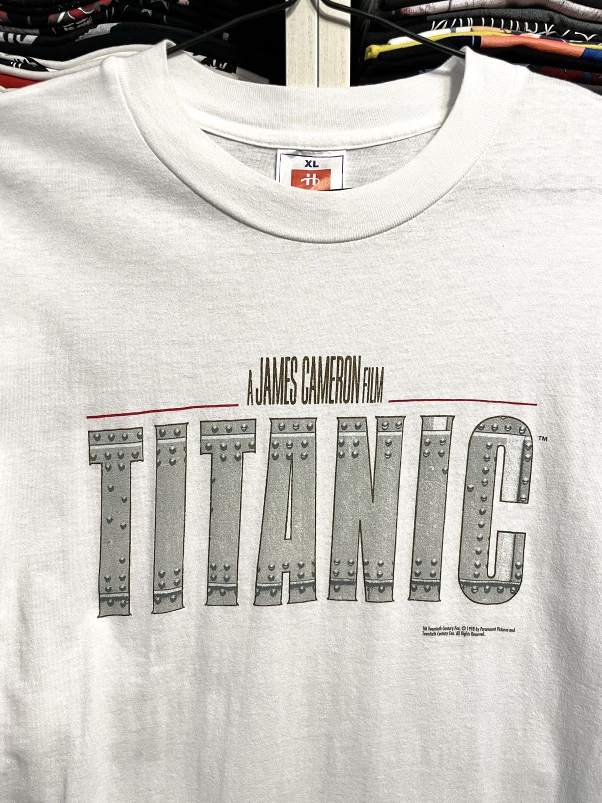 Vintage Vintage 1998 Titanic Leonardo Dicaprio Movie Promo T-Shirt Size US XL / EU 56 / 4 - 3 Thumbnail