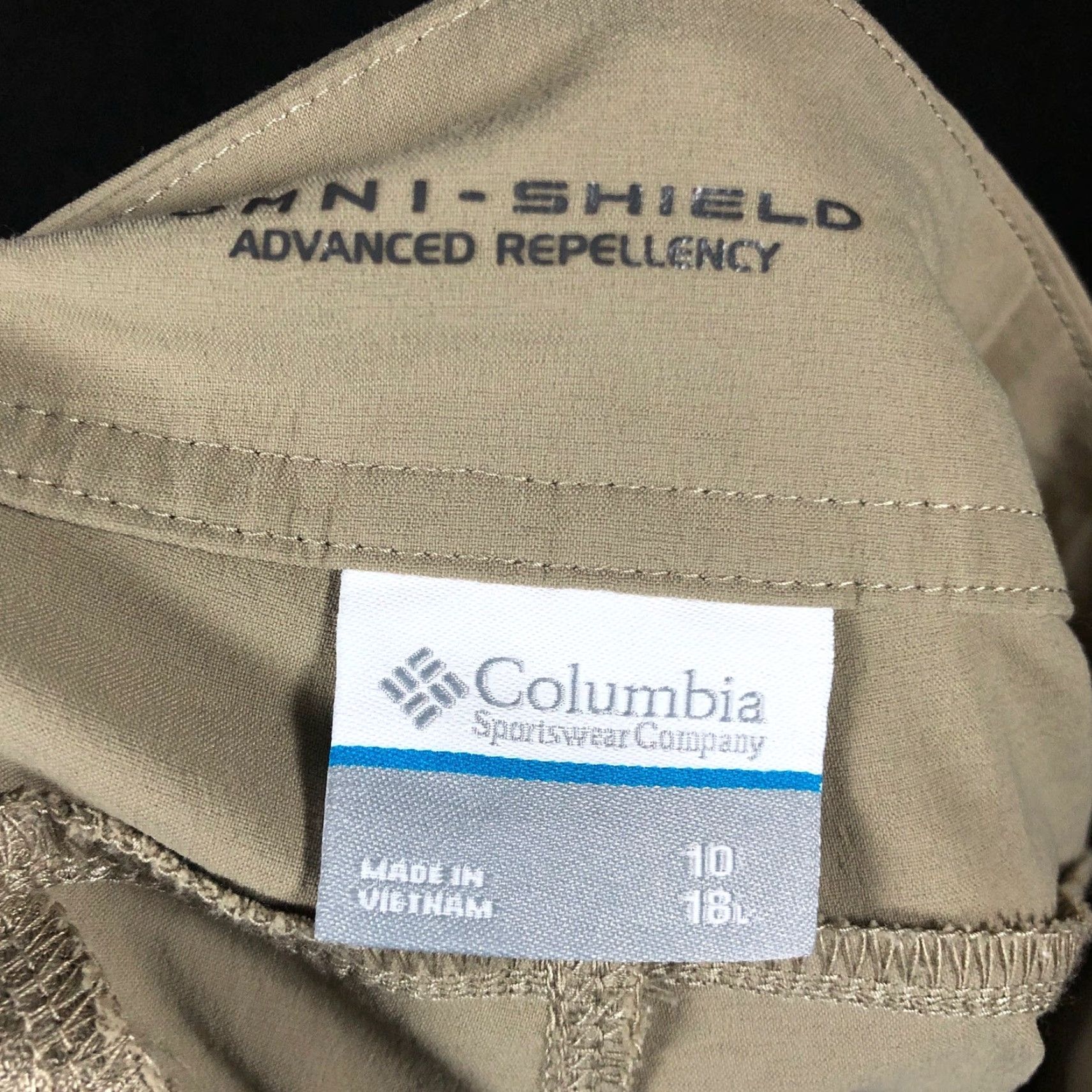 Vintage Columbia Womens Pants Tan Omni Repellency Lined Capri Athletic Stretch 10x18L Size 32" / US 10 / IT 46 - 4 Thumbnail