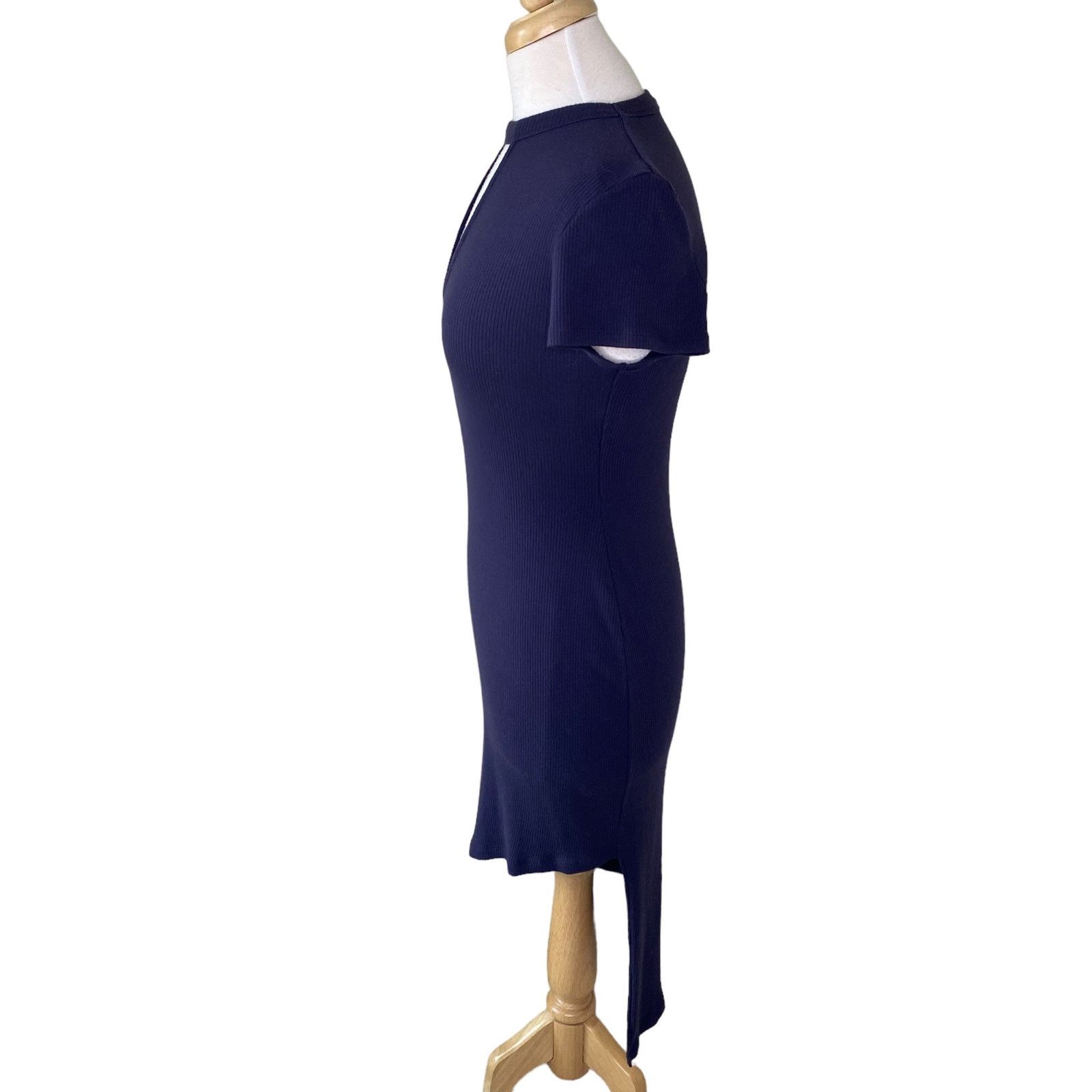 Skin SKIN Ribbed Knit Keyhole Asymmetrical Hem Midi Dress Size M / US 6-8 / IT 42-44 - 4 Thumbnail