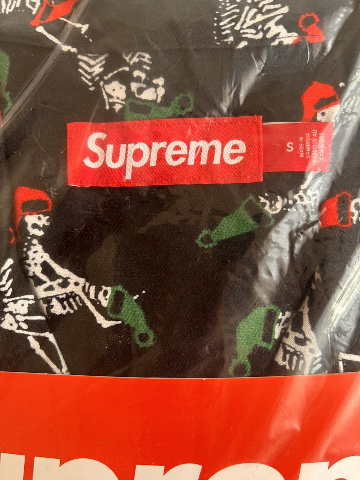 Supreme S - Supreme Holiday Pajama Set Black FW25 flannel shirt pant Size ONE SIZE - 3 Thumbnail