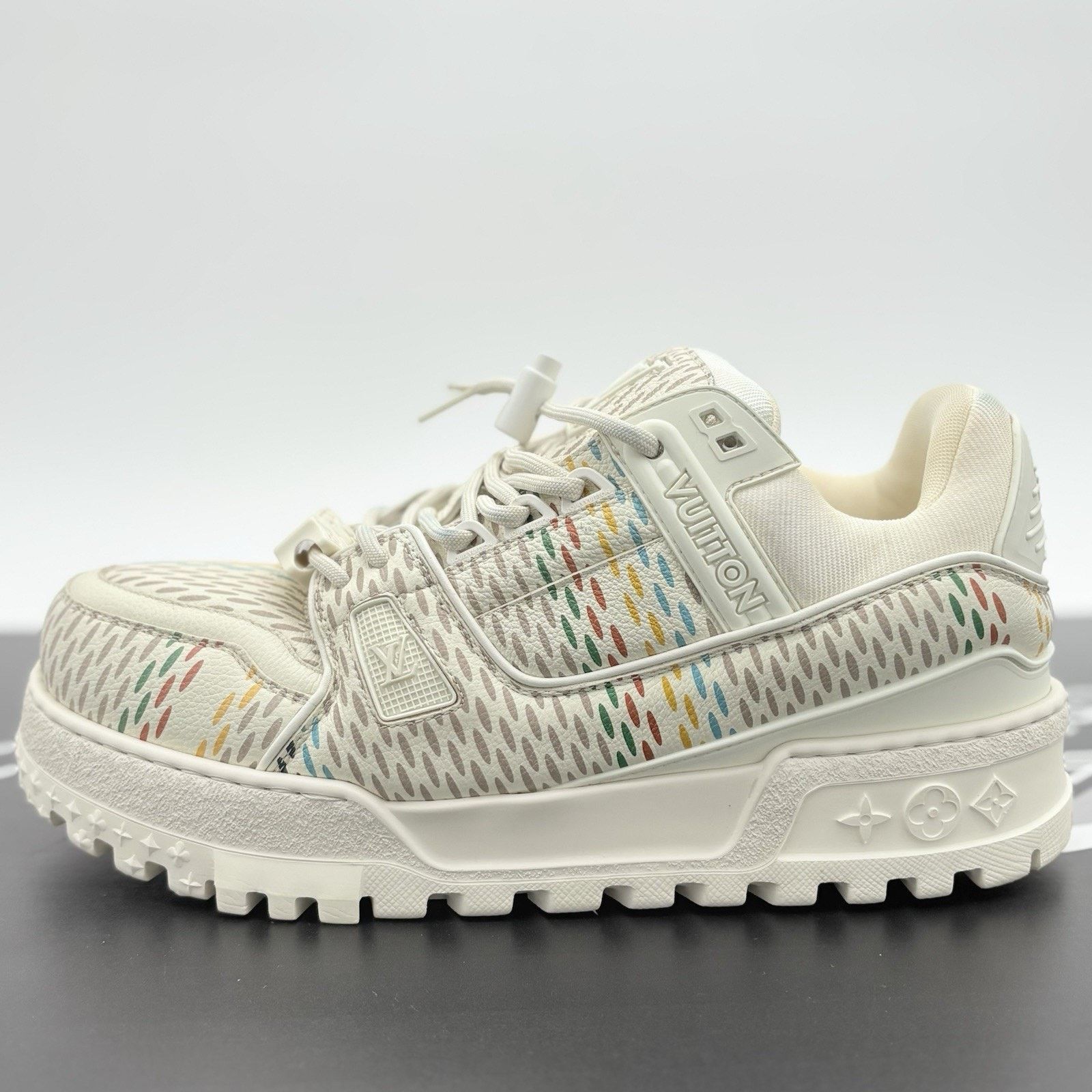 Louis Vuitton Louis Vuitton Maxi Trainer ' Beige Multicolor ' | CLEAN! Size US 9 / EU 42 - 8 Thumbnail