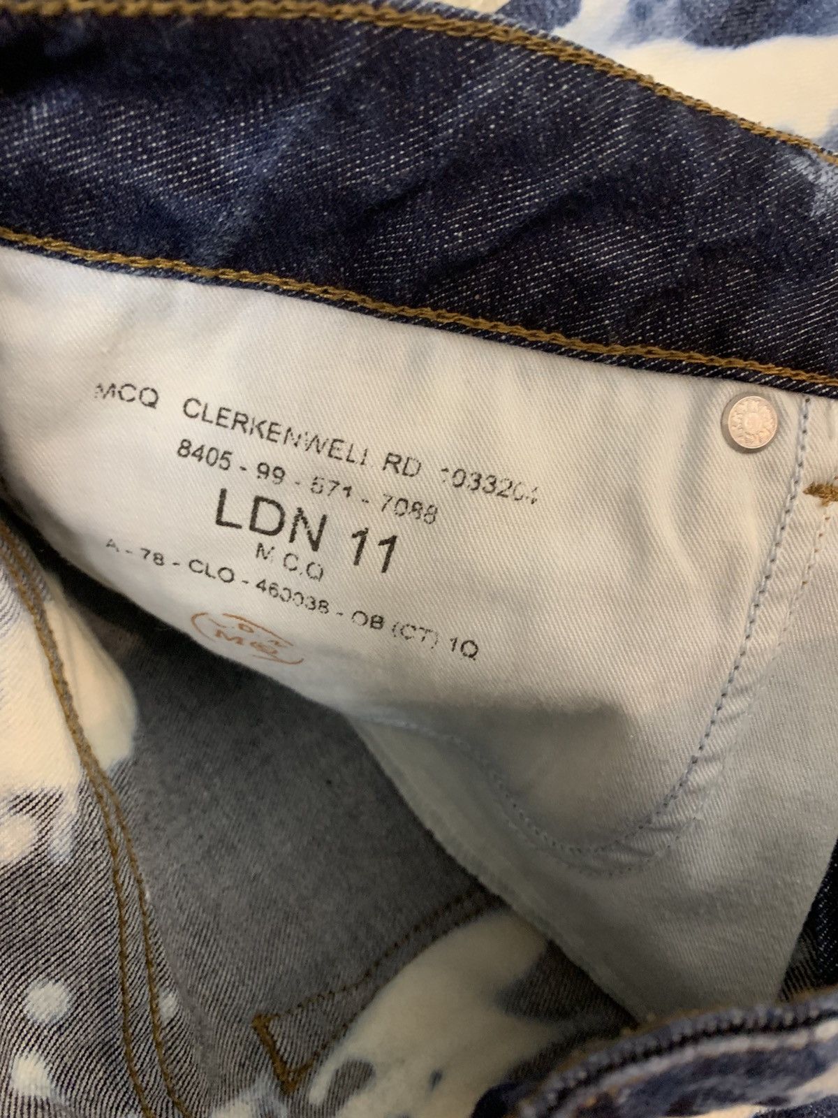 Alexander McQueen Alexander McQueen Jeans Acid Wash Size ONE SIZE - 7 Thumbnail