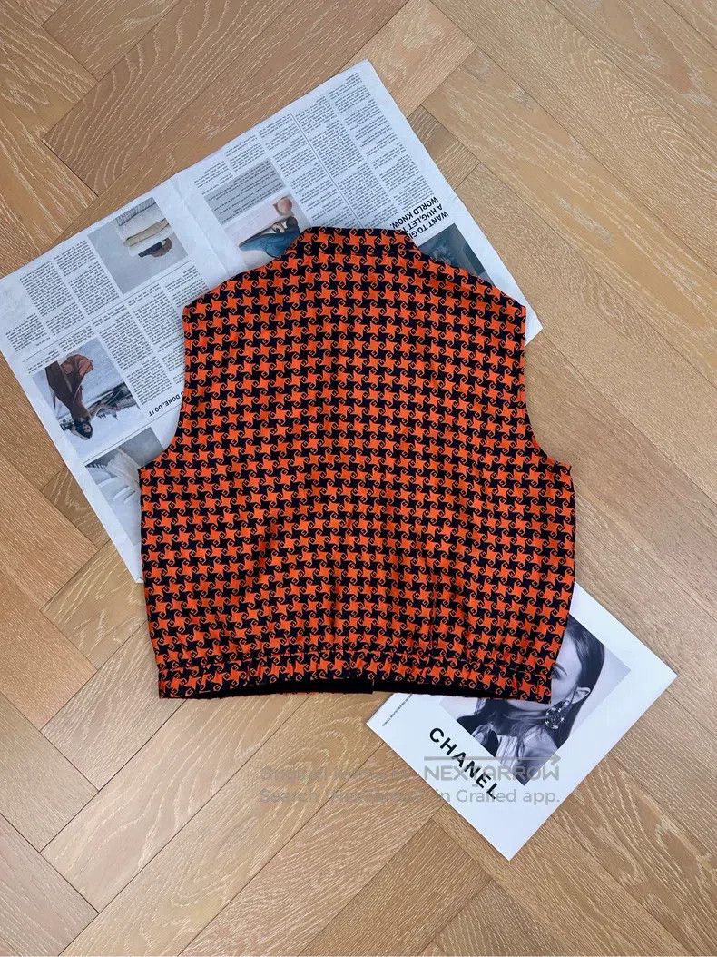 Gucci Gucci Double G mulberry silk thousand bird check sleeveles Size S / US 4 / IT 40 - 2 Thumbnail