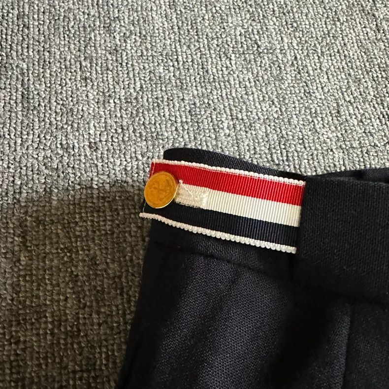 Thom Browne Thom Browne size 0 Deep blue gold buckle striped trousers Size US 27 - 4 Thumbnail
