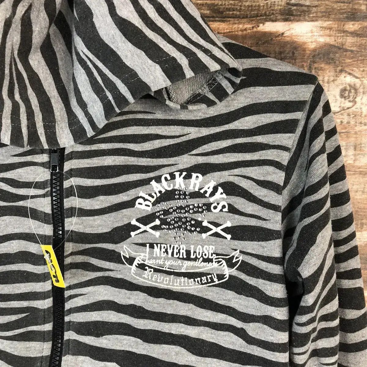 Japanese Brand DLL Bee Box Black Rays zebra Stripe skull Hoodie #A1571 Size US S / EU 44-46 / 1 - 12 Thumbnail