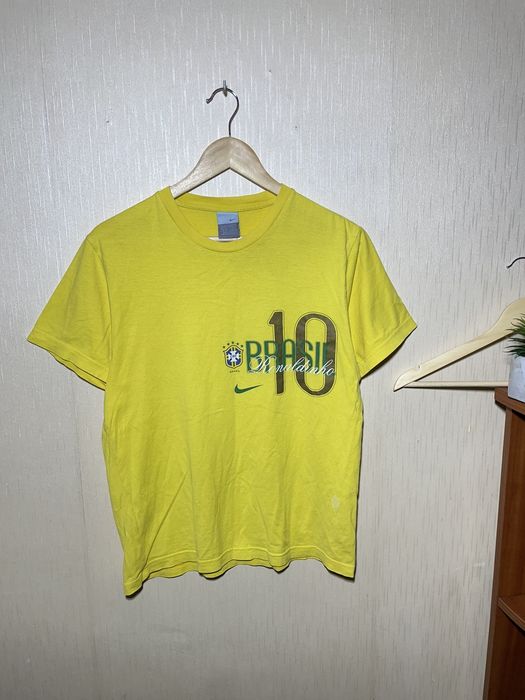 Nike Nike #10 Ronaldinho vintage soccer T shirt y2k | Grailed