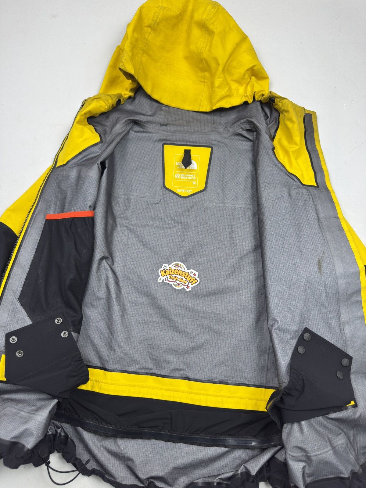 The North Face The North Face Summit Series Gore-Tex Pro Retro Jacket Size US L / EU 52-54 / 3 - 17 Thumbnail